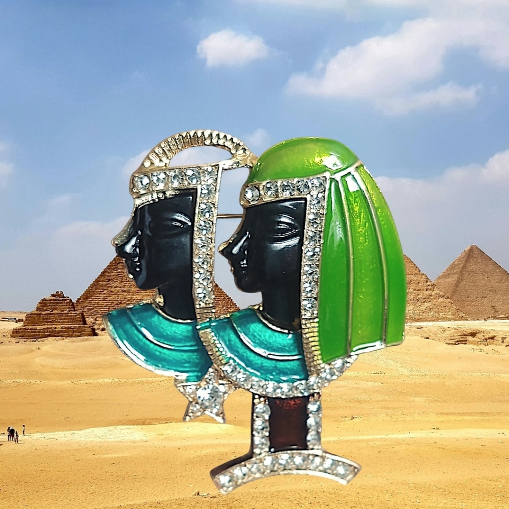 Elegant Green and Silver Egyptian-Inspired Brooch